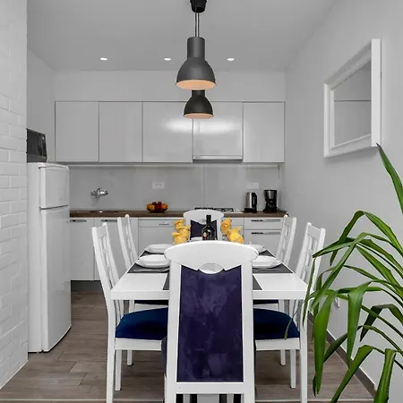 Apartment Blue Dream